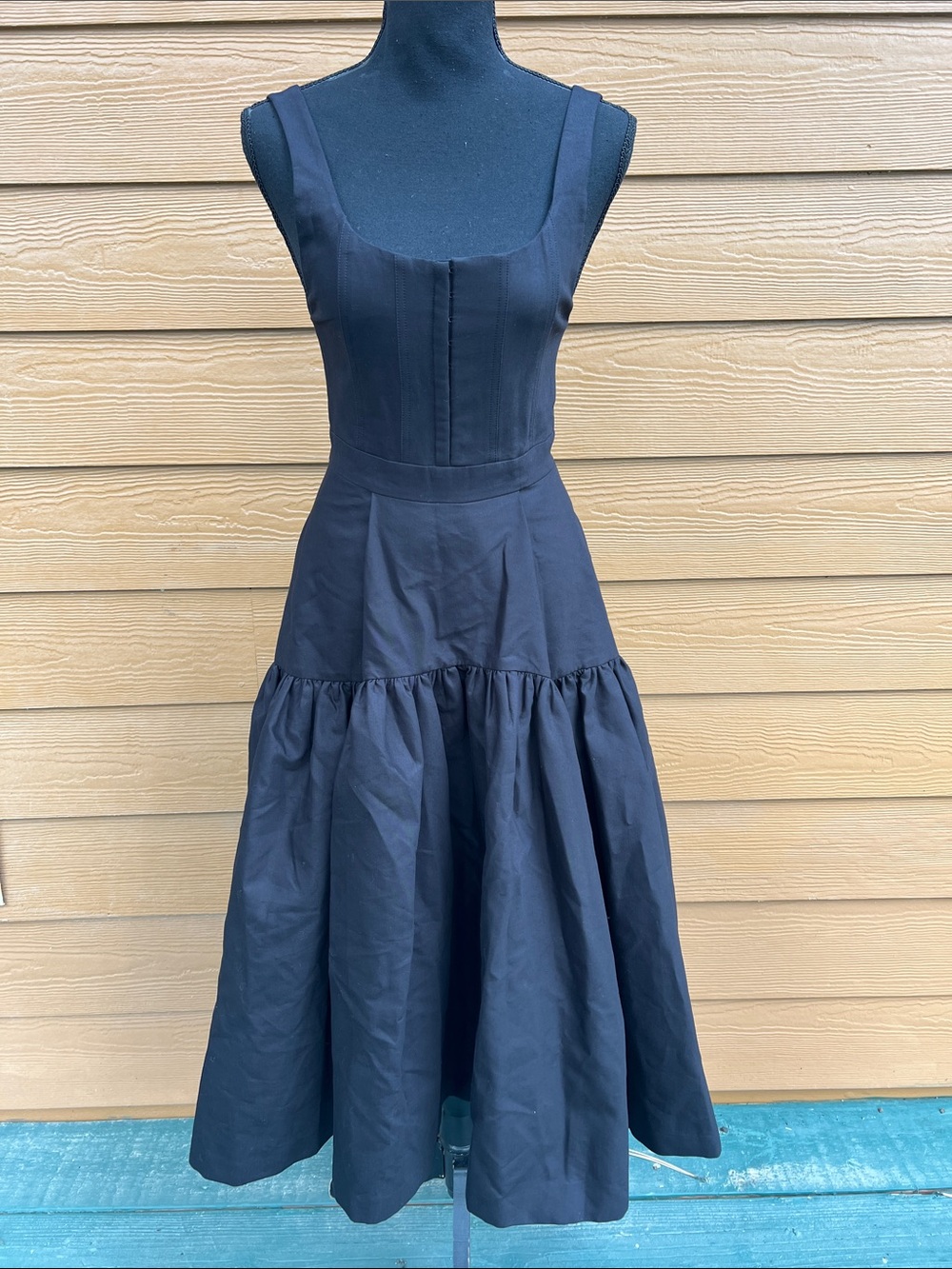 ALICE + OLIVIE Diana Midi Dress *FLAW* - Picture 6 of 15